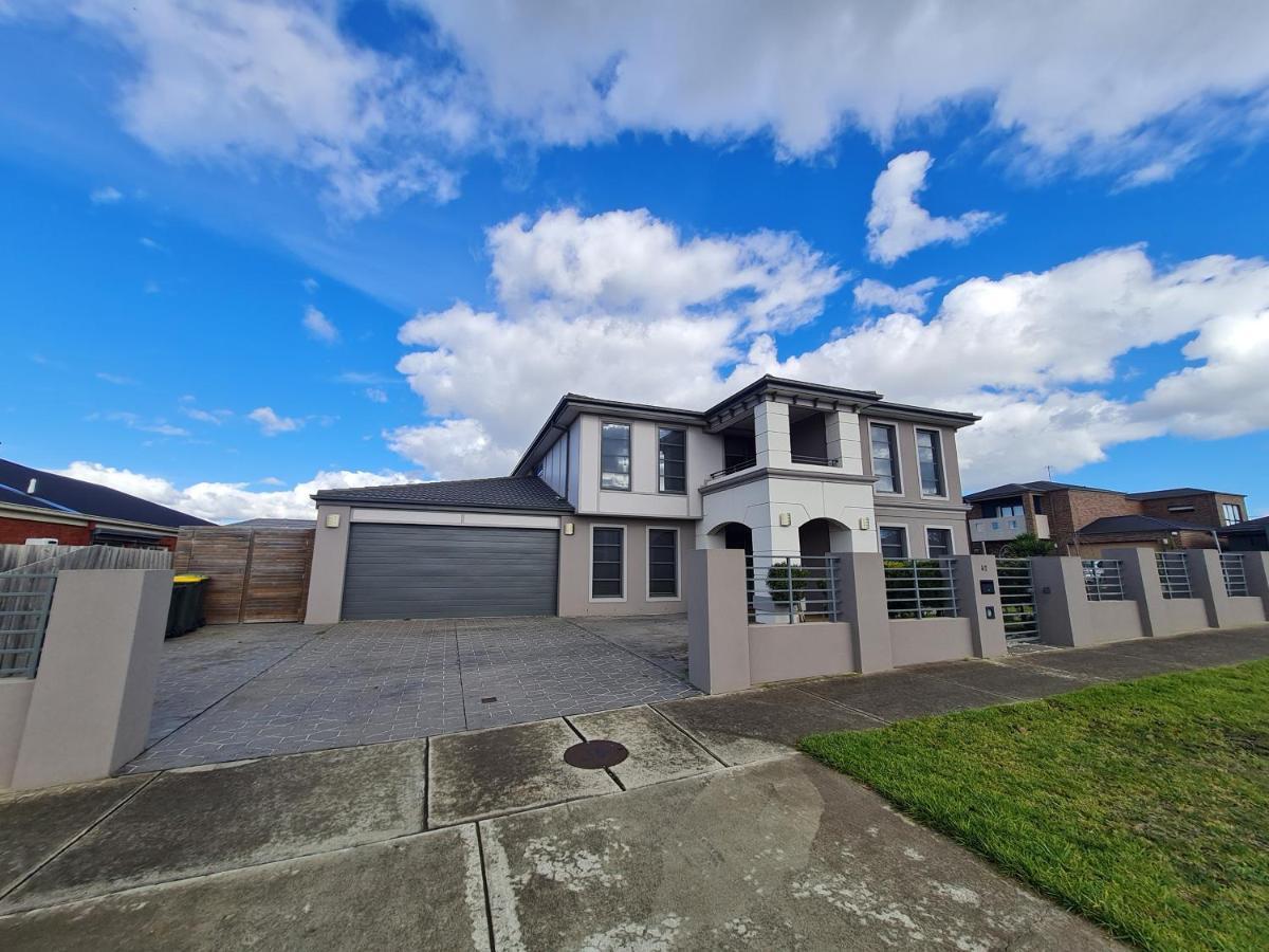 Stylish House In Geelong For Large Family Or Group Villa Exterior photo